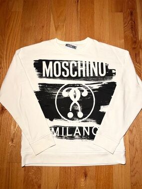 Moschino Milano Runway Crewneck Sweatshirt 🔥